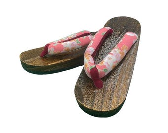 Japanese Women's Wooden Geta Sandals, Traditional with Floral Straps, Pink and Red, Size 7.5