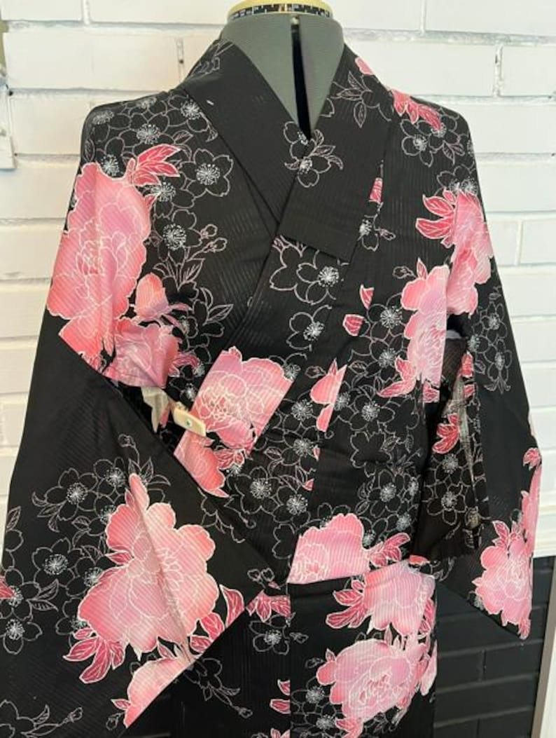 Japanese Yukata 5-Piece Set – Black with Pink Peony Floral Print, Women's Cotton Kimono with Obi & Accessories image 12