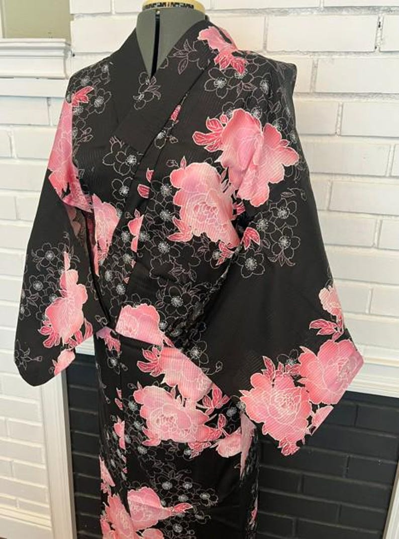 Japanese Yukata 5-Piece Set – Black with Pink Peony Floral Print, Women's Cotton Kimono with Obi & Accessories image 9