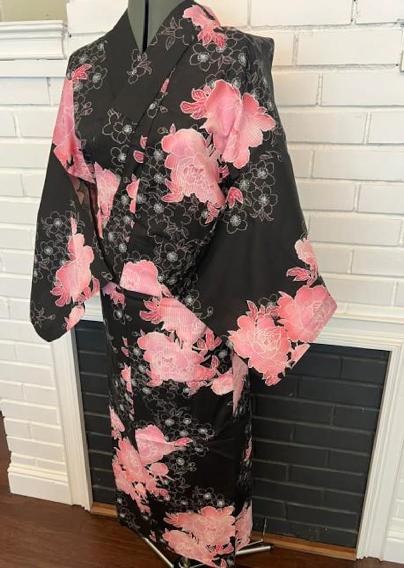 Japanese Yukata 5-Piece Set – Black with Pink Peony Floral Print, Women's Cotton Kimono with Obi & Accessories image 10