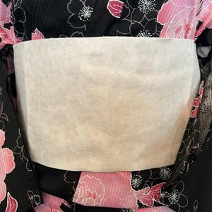 Japanese Yukata 5-Piece Set – Black with Pink Peony Floral Print, Women's Cotton Kimono with Obi & Accessories image 4