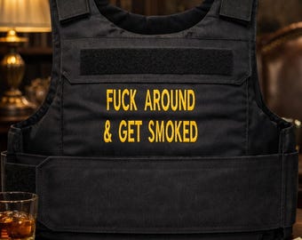 Skottsäker väst (diskret skylthållare)