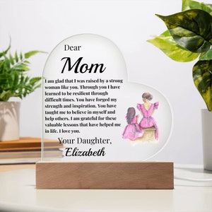 Ich wurde von einer starken Frau erzogen Acryl Herz Plakette|Geschenk für Mama|Muttertagsgeschenk|Geschenk von der Tochter|Sentimental Geschenk|Personalisiertes Geschenk
