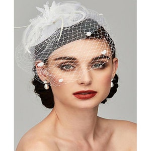 Floral Fascinator Hat For Women Tea Party 20s Feather Fascinator Mesh Net Veil Wedding Tea Party Hat Lady Day White