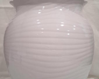 Temp-tations Woodland White Keramikburk | Präglad träådringskakburk 2,5 QT