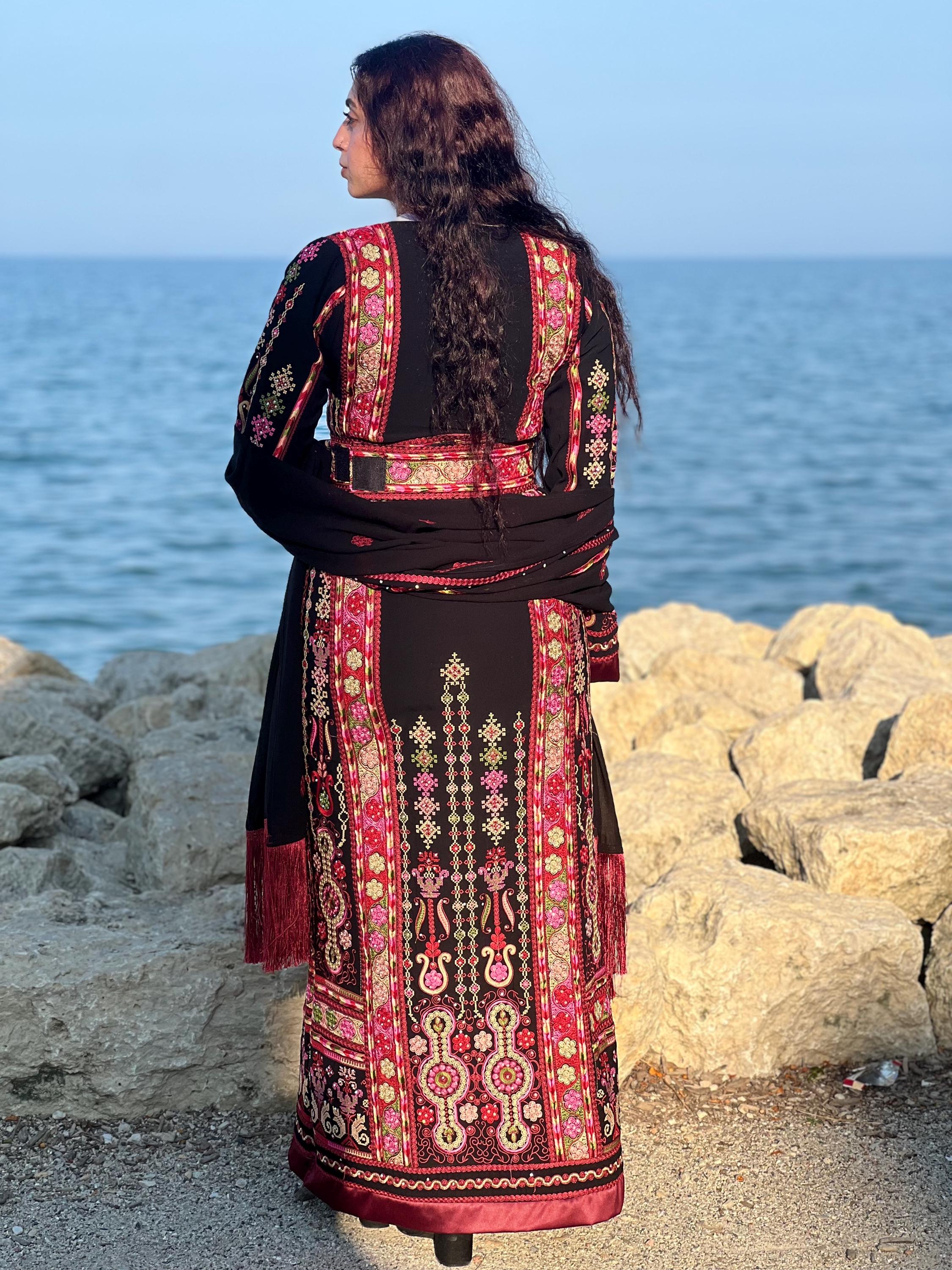 Embroidered Khaleegy Thobe-Light Pink main image 0