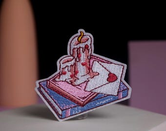 Bücher Kerze, Liebesbrief Aufnäher, Bügelbild, gestickter Aufnäher, Applikation, Patch für Jacke, Patch für Rucksack