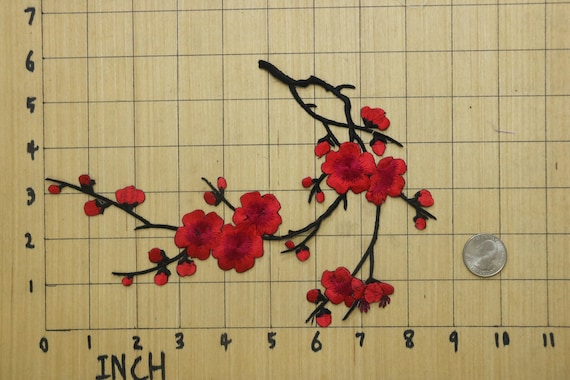大きな赤い桜のワッペン、花のワッペン、アイロンワッペン、刺繍