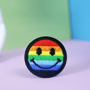 toppa emoji arcobaleno, toppa termoadesiva, toppa ricamata, applique, toppa per giacca, toppa per zaino