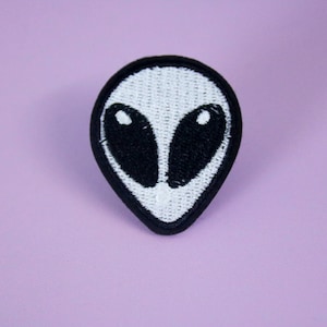little tiny alien patch, iron on patch, embroidered patch, applique, patch for jacket, patch for backpack