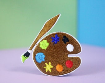 Palette et pinceaux, écusson création artistique, écusson thermocollant, écusson brodé, appliqué, écusson pour veste, écusson pour sac à dos