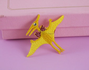 Remendo de pterossauro minúsculo super fofo, remendo de dinossauro, remendo de ferro, remendo bordado, apliques, remendo para jaqueta, remendo para mochila