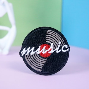 ビニールレコードパッチ、音楽パッチ、アイロンパッチ、刺繍パッチ、アップリケ、ジャケット用パッチ、バックパック用パッチ
