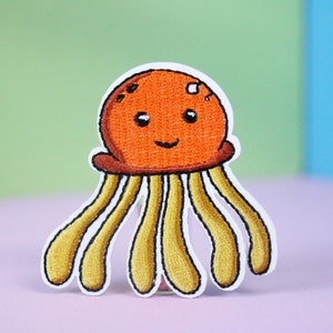 jellyfish patch, iron on patch, embroidered patch, applique, patch for jacket, patch for backpack