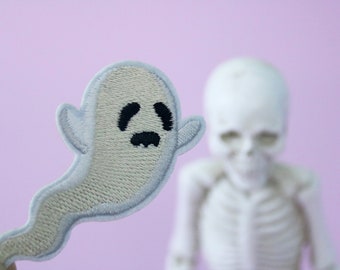 white ghost patch, iron on patch, embroidered patch, applique, patch for jacket, patch for backpack