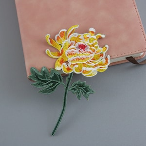 yellow chrysanthemum flower patch, iron on patch, embroidered patch, applique, patch for jacket, patch for backpack