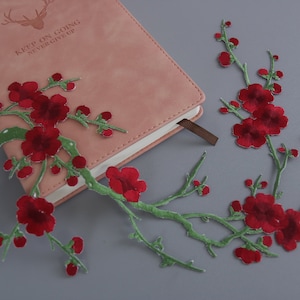 大きな赤い桜のパッチ、赤い花のパッチ、アイロンパッチ、刺繍パッチ、アップリケ、ジャケット用パッチ、バックパック用パッチ