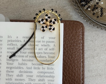 Petalweave Flower Clip | Binder Decor