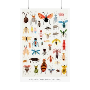 Op de afbeelding: Een kleurrijke illustratie van verschillende insecten, waaronder vlinders, kevers en vliegen. De illustratie heeft de titel "A Study of Creatures Big and Small".