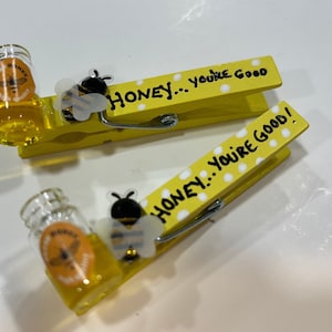 Hand Made Cheer Pins/Spirit Clips.