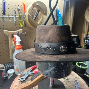 flat brim