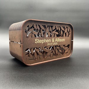 Caja rústica personalizada para tarjetas de boda con ranura: caja de madera personalizada para tarjetas y regalos, decoración bohemia para recepción de boda, recuerdo para pareja