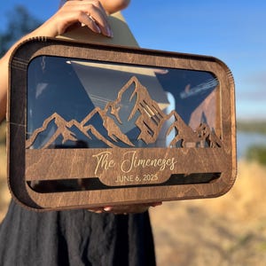 Hucha de madera personalizada para tarjetas de recepción, caja para tarjetas de boda, caja para tarjetas con forma de montaña y ranura para boda, decoración rústica