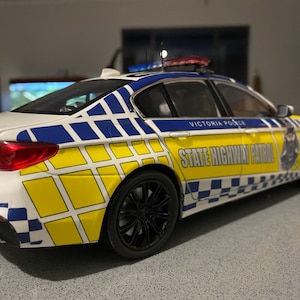 1/18 police cars with lights - Etsy 日本