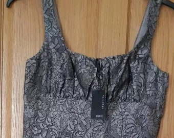 Gorgeous grey ladies lacy dress uk 10