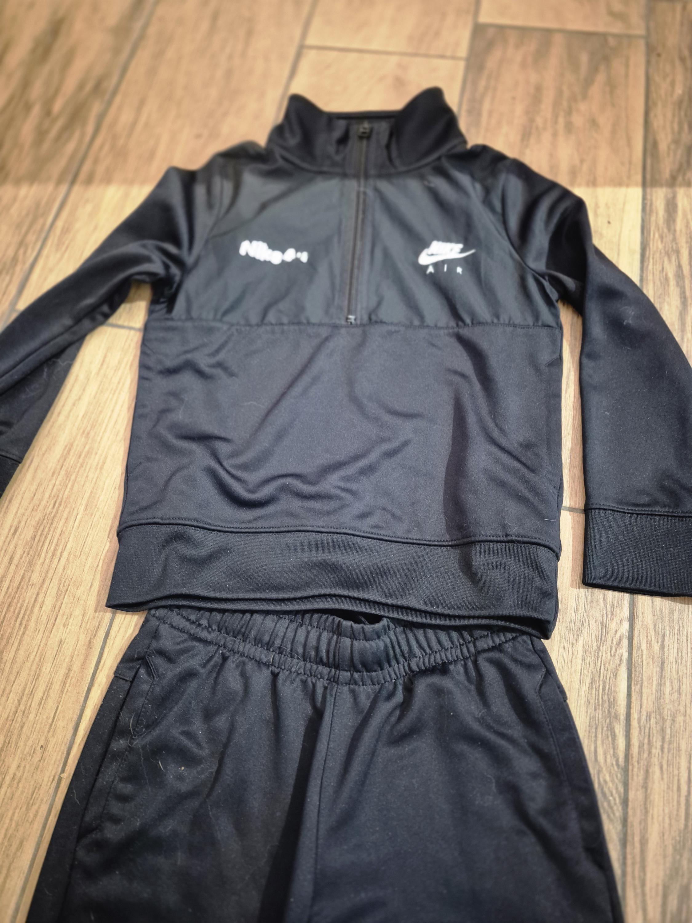 nike air tracksuit junior
