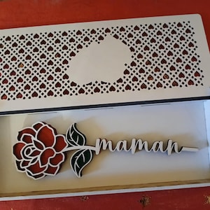 lot de 2 fichiers numériques pour découpe laser boîte cadeau pour la  fête des mères et des mamies  , avec rose en bois pour matériel 3 mm