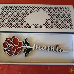 Fichier numérique pour découpe laser boîte cadeau pour la  fête des grands mères, mamie, avec rose en bois pour matériel 3 mm