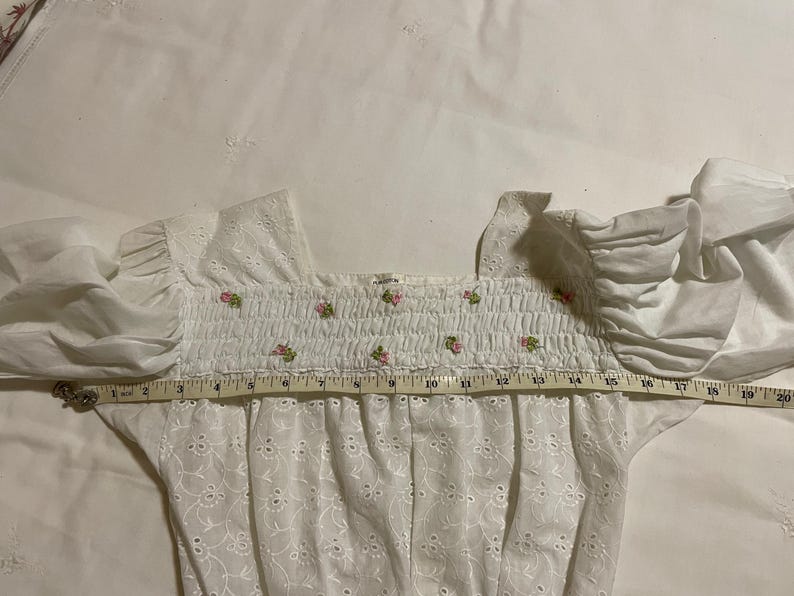 Broderie Anglaise Blouse Green main image 0