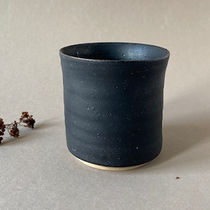 handmade ceramic mug, 200 ml tea coffee cup made of stoneware, minimalist modern matt black, gift idea for coffee lovers