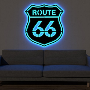 ルート66 LEDサイン、ガレージやバー用の光るウォールアート、ヴィンテージロードトリップデコレーション、レトロなウォールライト、男の隠れ家ギフト、アメリカーナサイン