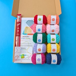 Beginner Knitting Kit: Learn to Knit Scarf with Yarn, Needles & Instructions