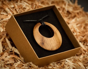 Wild Oak Hanger - Handgemaakte Ierse houten sieraden - Handgemaakt uit Lough Gill Co Sligo