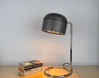 Abajur de mesa de Arnold Berges para Staff Leuchten, abajur de mesa vintage estilo era espacial dos anos 70, design industrial de meados do século XX, Alemanha, minimalismo dos anos 70.