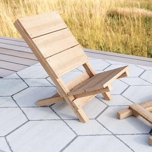 Silla de playa portátil de madera de dos piezas, planos de muebles de patio, planos de banco para sentarse en el jardín, fácil de construir, todo de 2 x 4, descarga instantánea en PDF