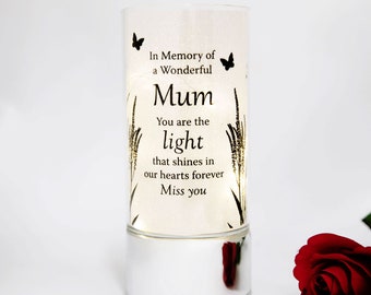 Mum Gedenk-LED-Kerze - Schmetterlings-Lavendel Silhouette