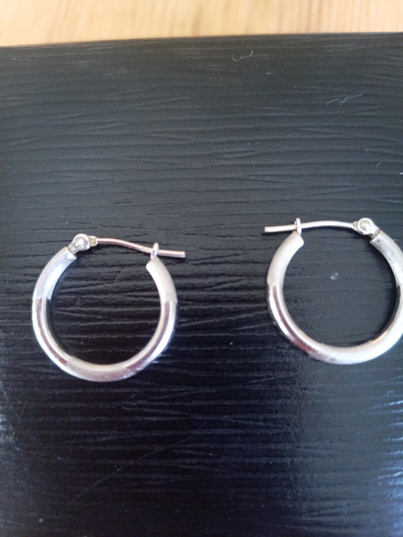 Vintage 10K white gold hoop earrings image 1