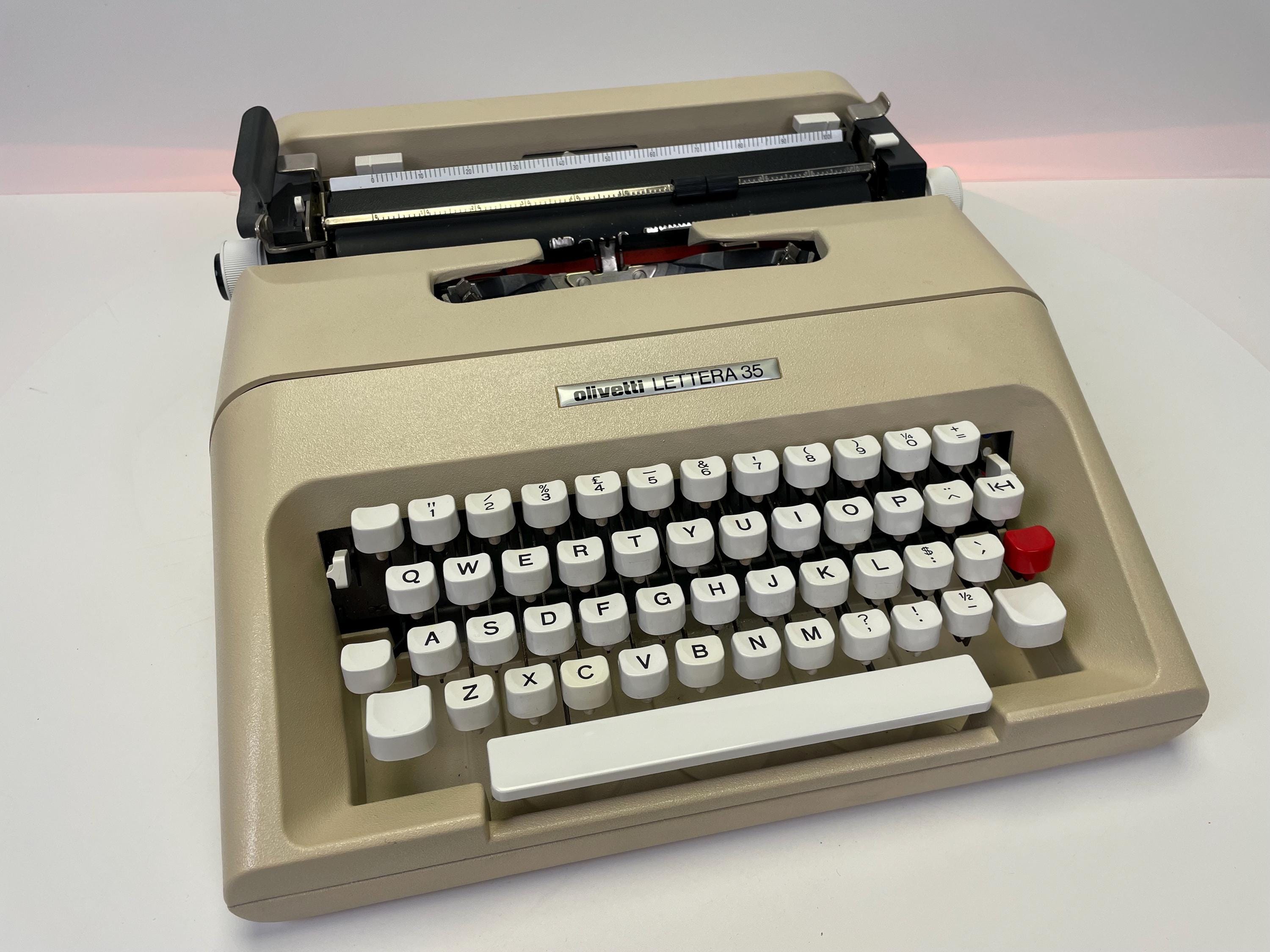ヴィンテージ Olivetti Lettera 35 タイプライター、オリジナルケース