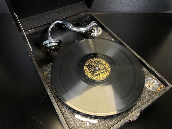 【蓄音機】Columbia Viva-tonal Grafonola il_fullxfull.6897734059_iys9.jpg