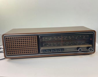 Schönes Vintage Grundig FM 420 Radio, 1976 - 1978, voll funktionsfähig