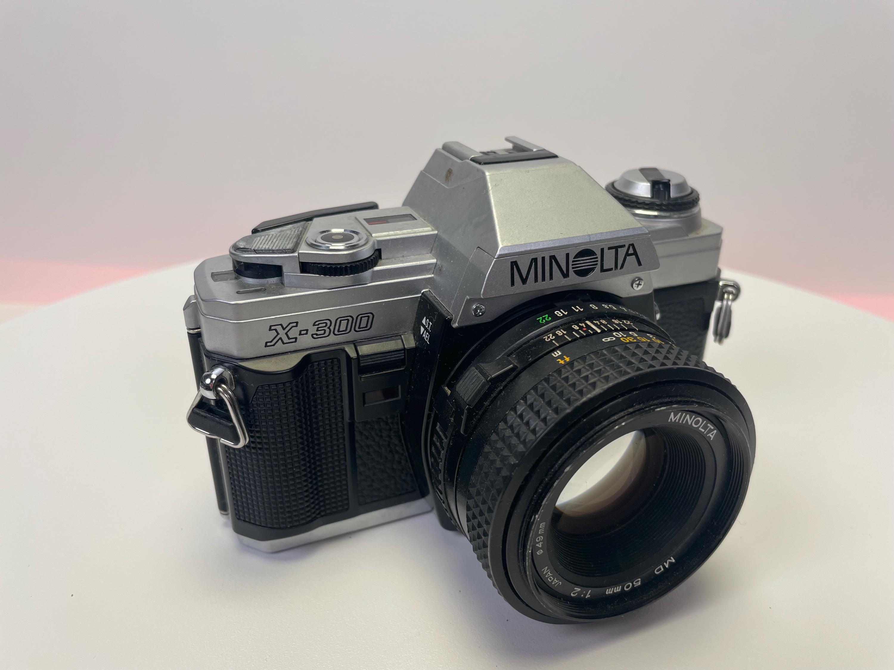 ミノルタ x-300 ビンテージフィルムカメラ、オリジナル 50 mm 1:2