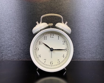 Reloj despertador clásico vintage de IKEA, reloj de mesita de noche, reloj despertador redondo blanco, funciona con pilas