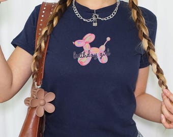 Y2K Birthday Girl Balloon Baby Tee Trendy Baby Tees Women Birthday Gift Croptop Graphic Baby Tee Y2K Gift for Best Friend Shirt 90s Baby Tee