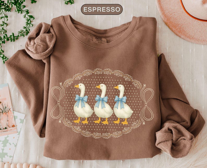 Vintage Country Geese Comfort Colors Sweatshirt Blue 1980s Kitchen Farmhouse Crewneck Silly Goose Lover Tshirt Retro Mama Cottagecore Espresso