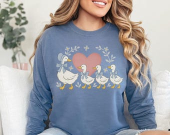 Vintage Goose Family Long Sleeve, Mama Goose Comfort Colors, Cottagecore Duck Shirt, Farmhouse Cozy Grandmacore Country Gift