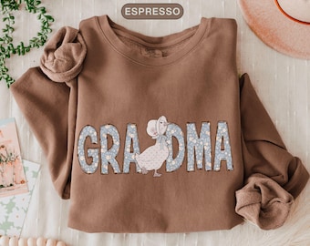 Grandma Mother Goose Comfort Colors Sweatshirt, Vintage Style Crewneck, Cottagecore Farmhouse Cozy Sweater, Grandmacore Country Gift